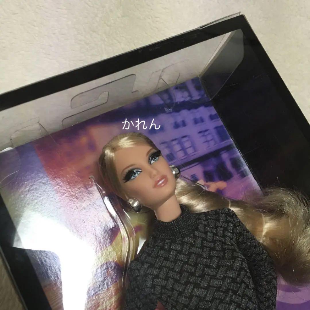 ♡バービー人形　レアthe Barbie look city shopper ♡