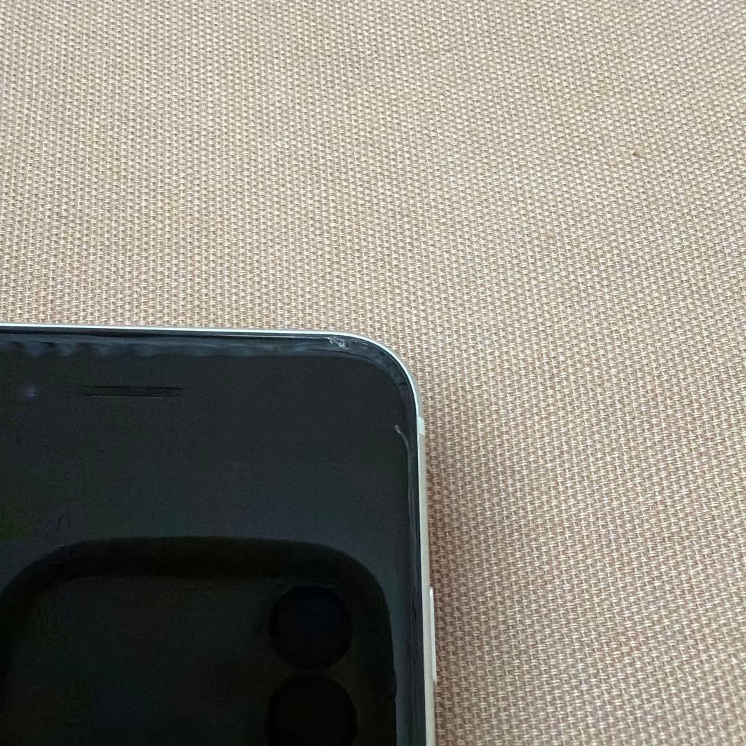 iPhone SE第2世代　ホワイト　256GB