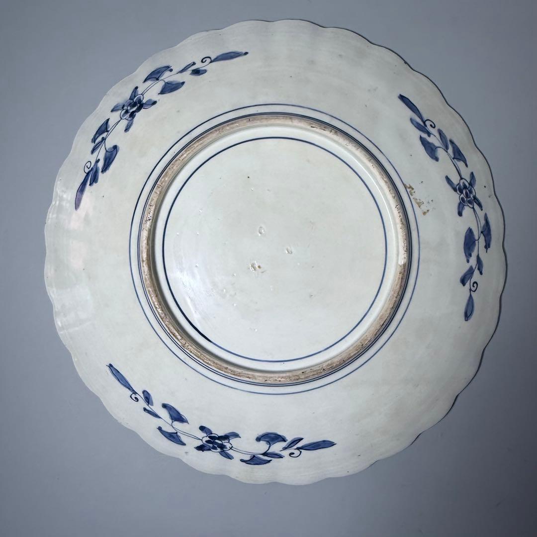 幕末〜明治期　赤絵　花籠文菊花形大皿　獅子牡丹　人物画　上手物　直径40.7cm