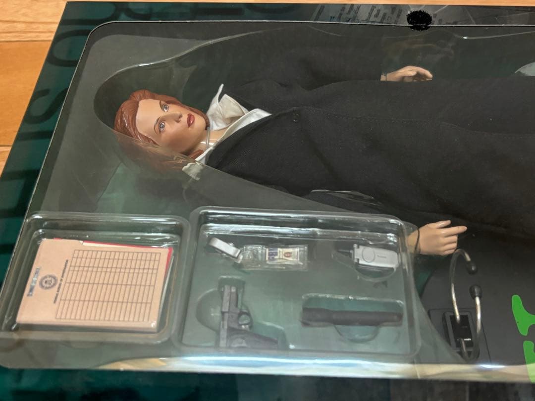 サイドショウ 1/6 Xファイル ダナ・スカリー フィギュア 未開封