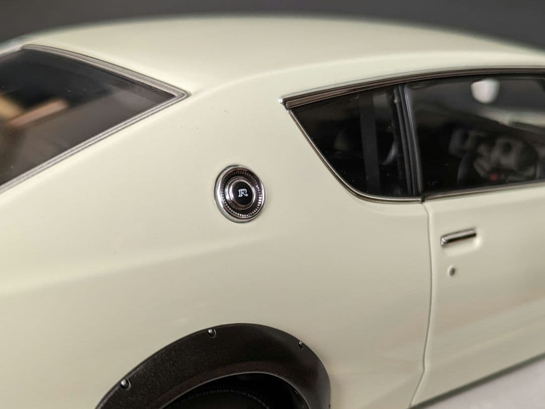 オートアート 1/18 日産 スカイライン 2000 GT-R KPGC110