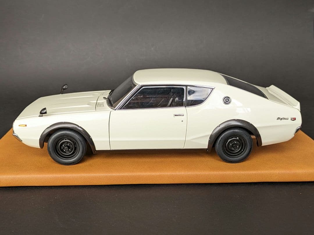 オートアート 1/18 日産 スカイライン 2000 GT-R KPGC110
