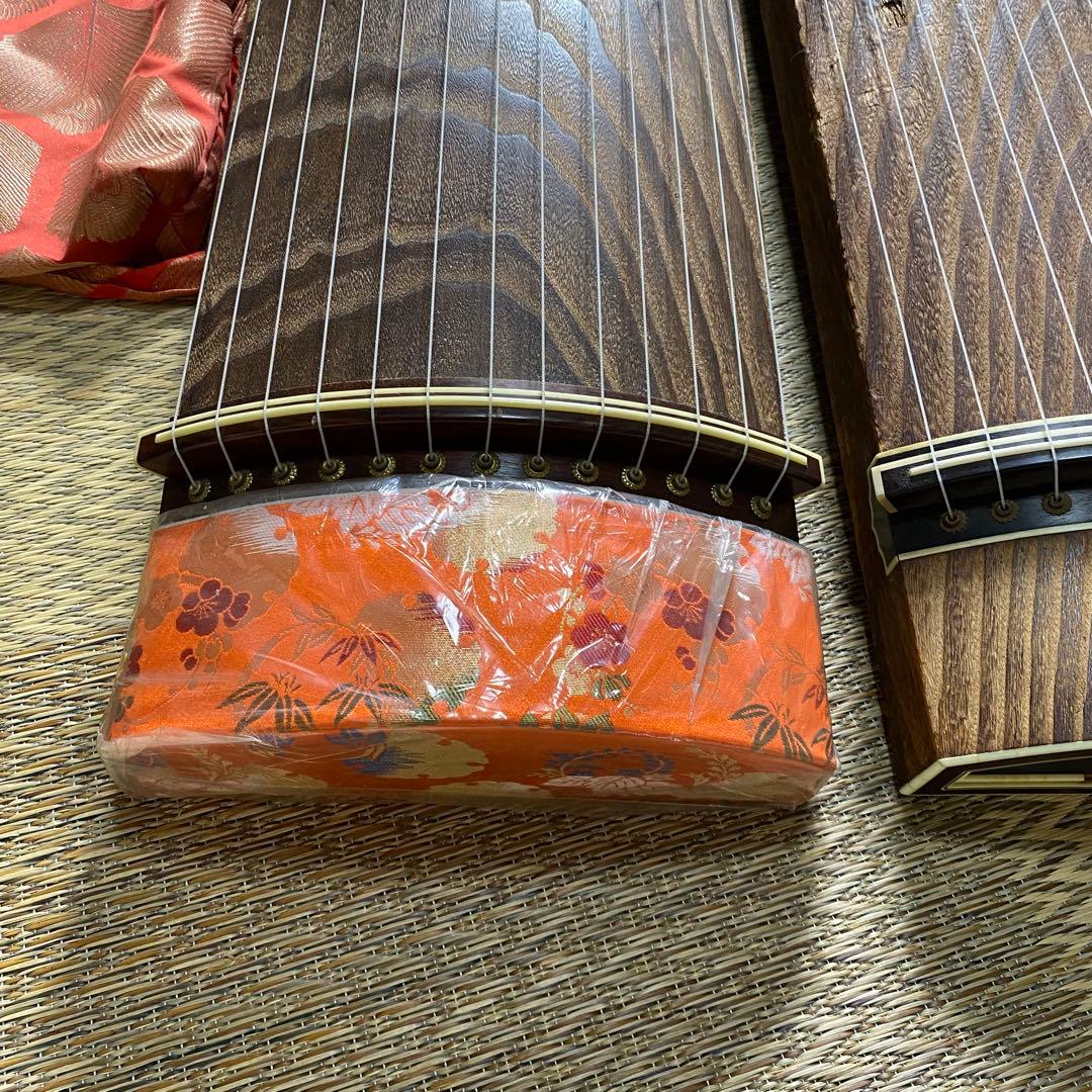 良品　4面セット売りです　お琴 13弦 すだれ彫り 琴柱・ユタン【発送条件有り】