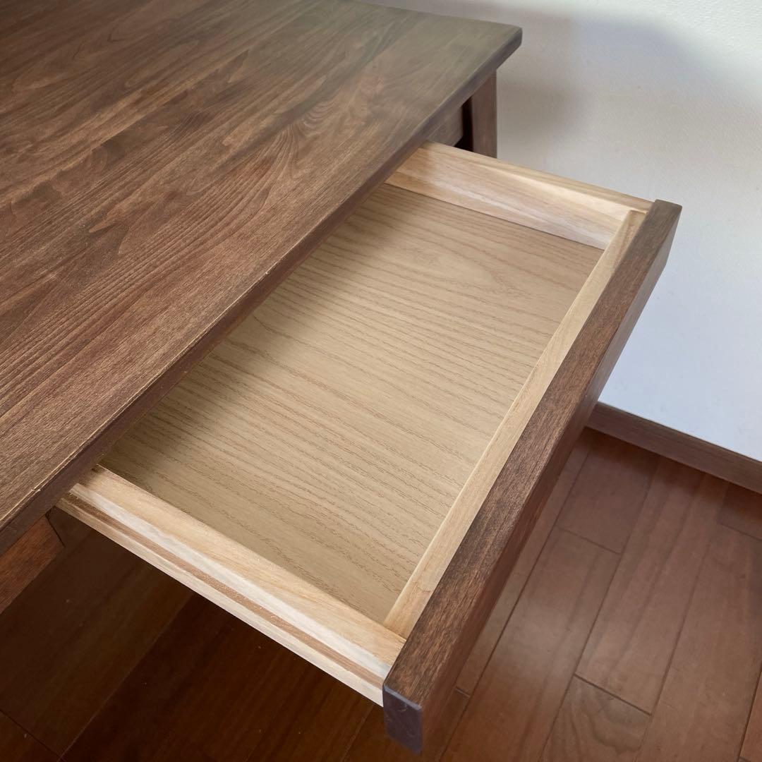 ダイニングテーブル　ウォールナット調　引き出し付き