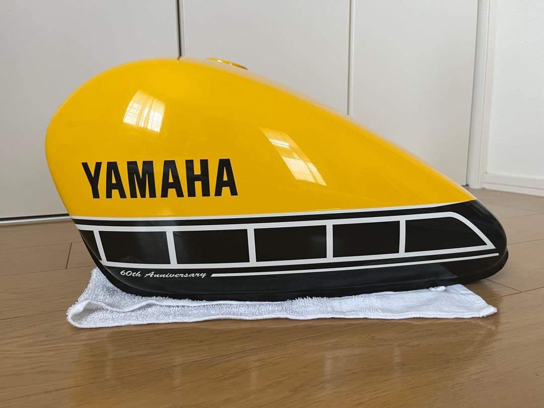 BOLT CスペックABS 60th Anniversary限定カラー　タンク