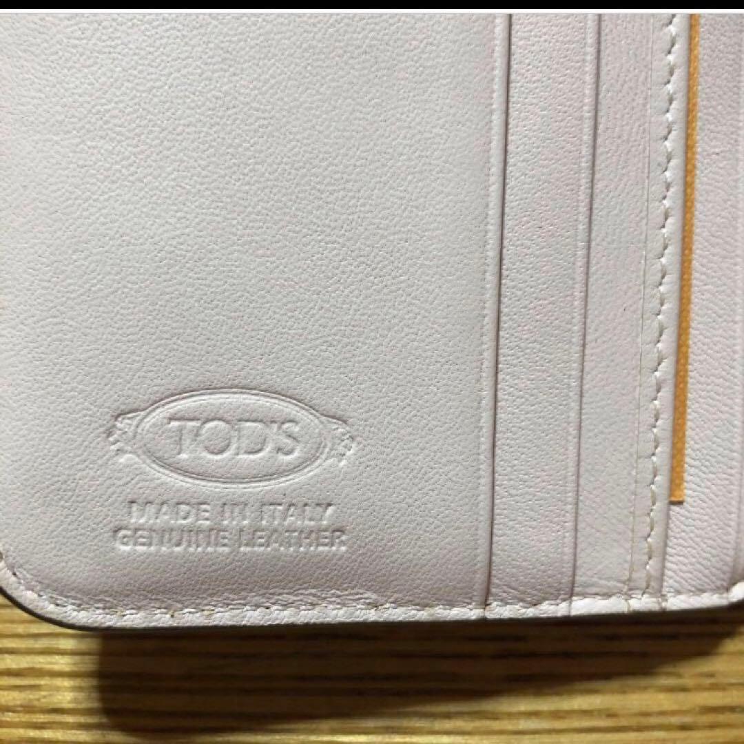 TOD'S 二つ折り財布 ライトピンク