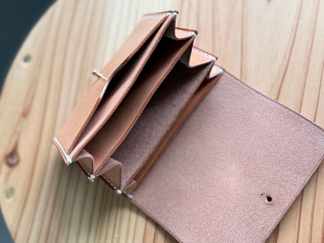 栃木レザー　折りたたみミニ財布