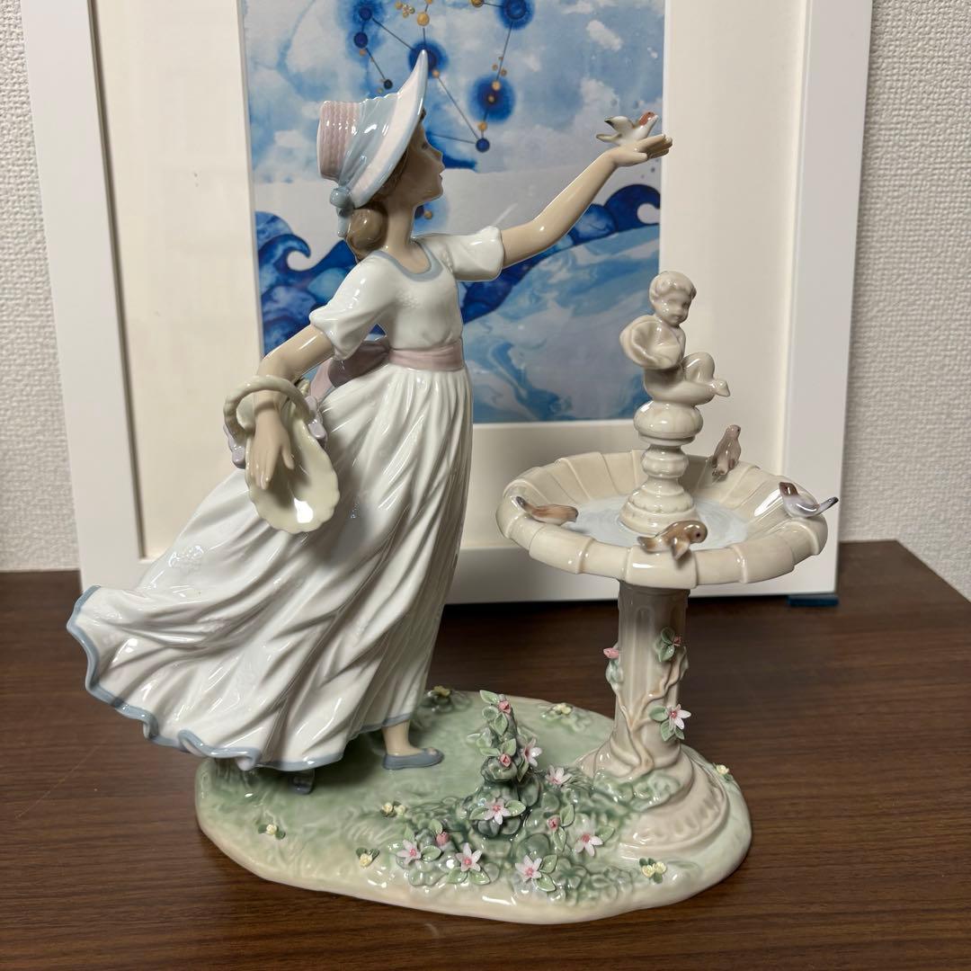 【美品】リヤドロ　春を告げる小鳥たち