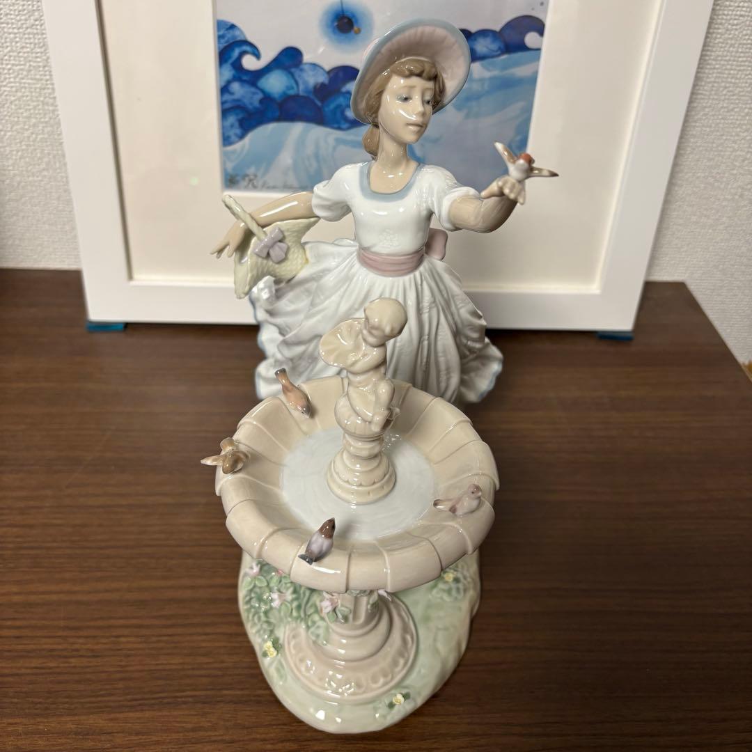 【美品】リヤドロ　春を告げる小鳥たち