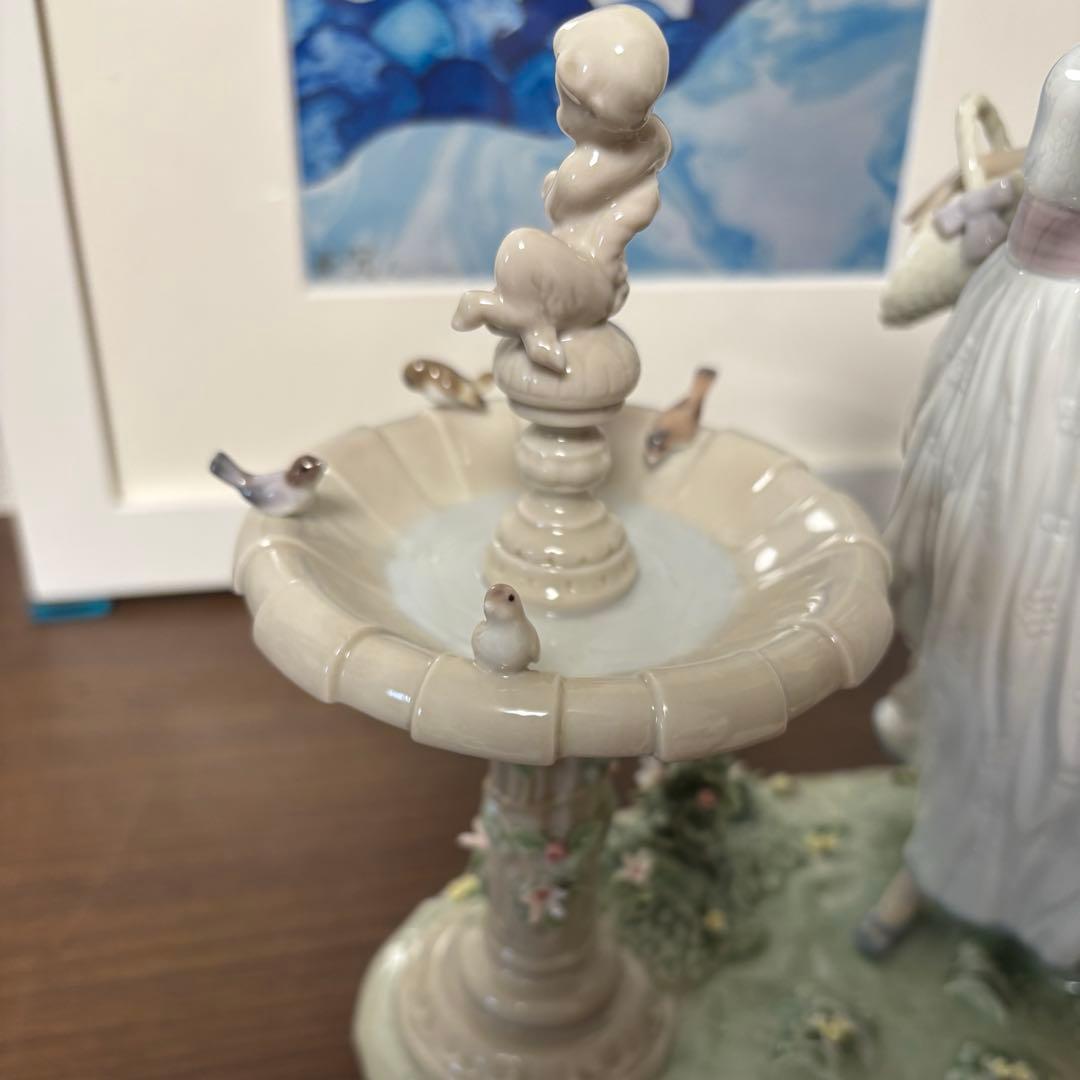 【美品】リヤドロ　春を告げる小鳥たち