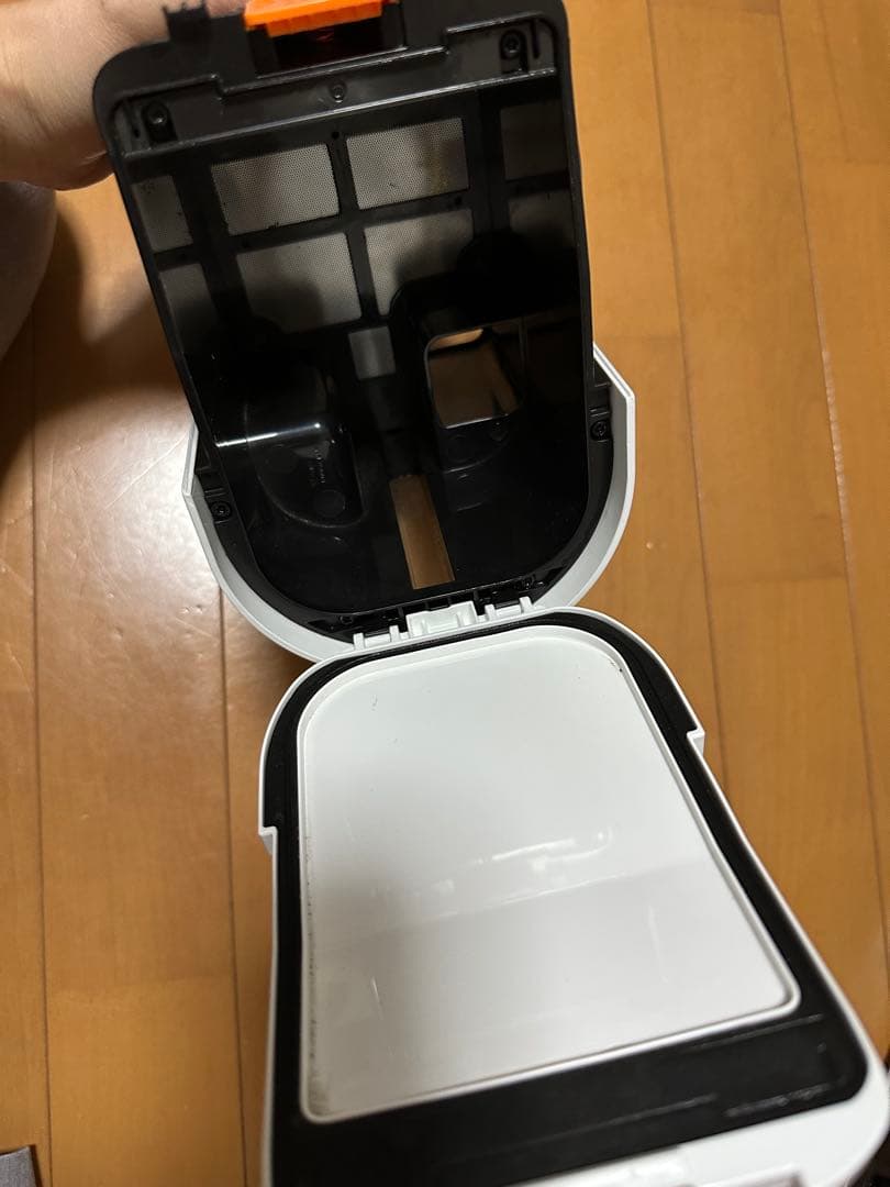 Shark 掃除機 ハンディタイプ ホワイト