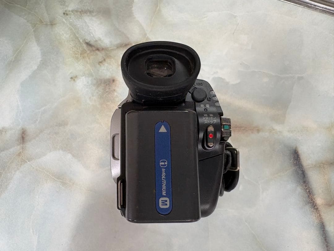 中古SONY HDR-HC1 デジタルHDビデオカメラ 本体充電器付き