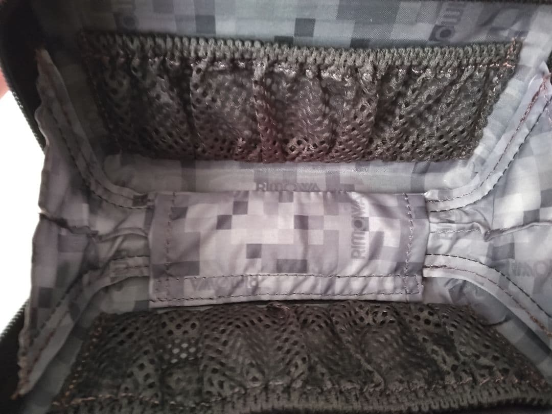 RIMOWA ANA アメニティ ポーチ マットブラック 黒 艶消し