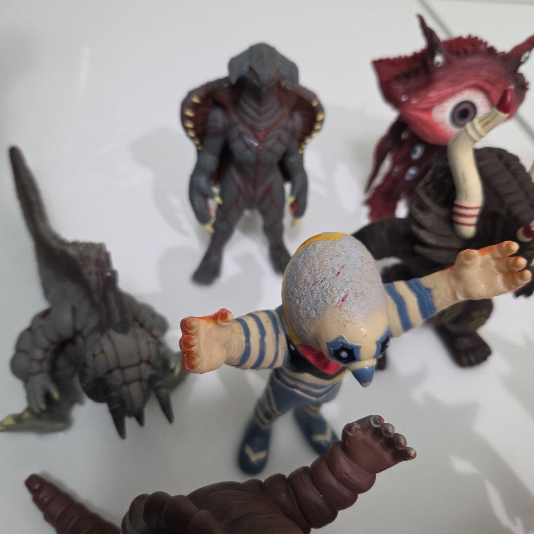値下げしました。ウルトラマン怪獣フィギュア10体セット