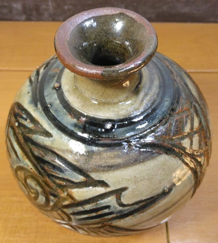 人間国宝 金城次郎 丸壺 栞 共箱 美品 壺屋焼 やちむん 壷屋焼 窓絵 笑魚