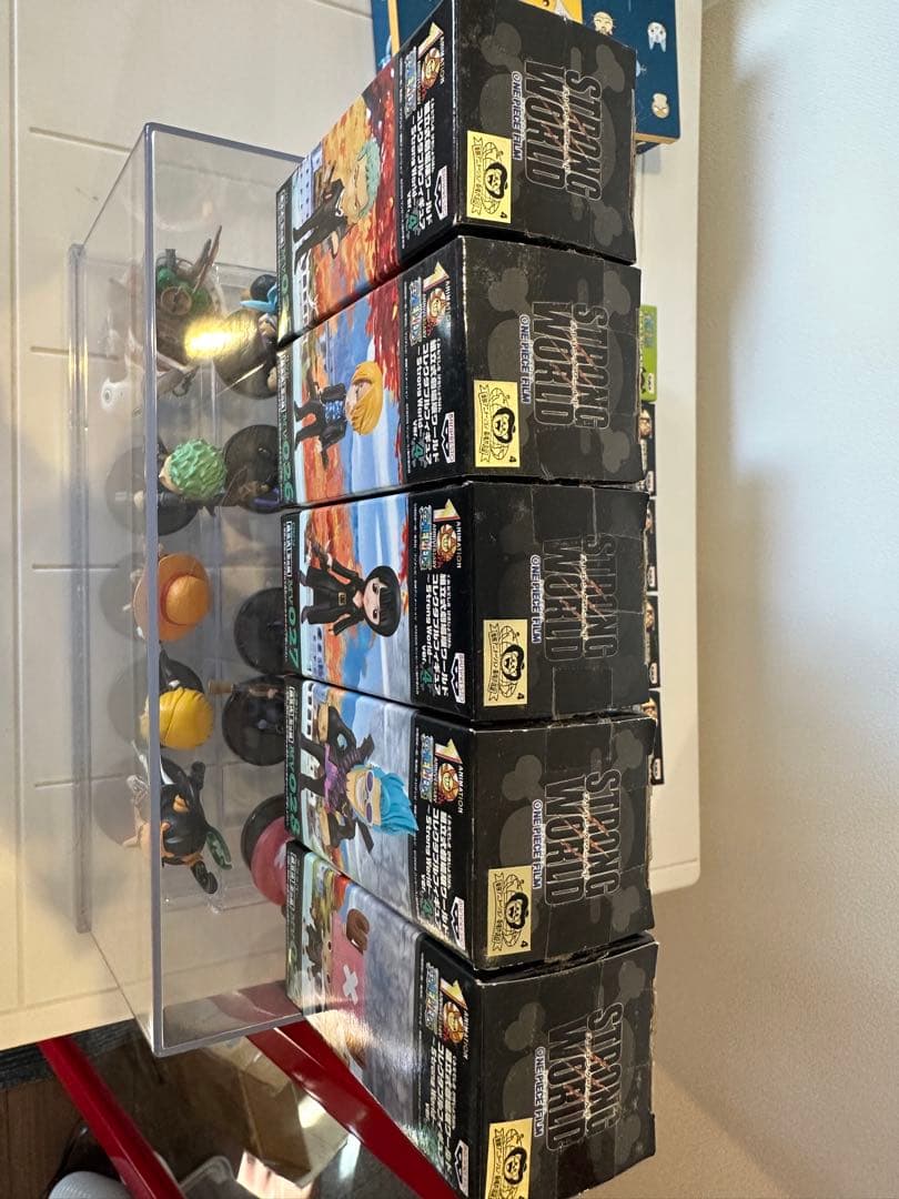 ワンピースコレクタブル 劇場版ストロングワールド黒服一味+メリー号セット