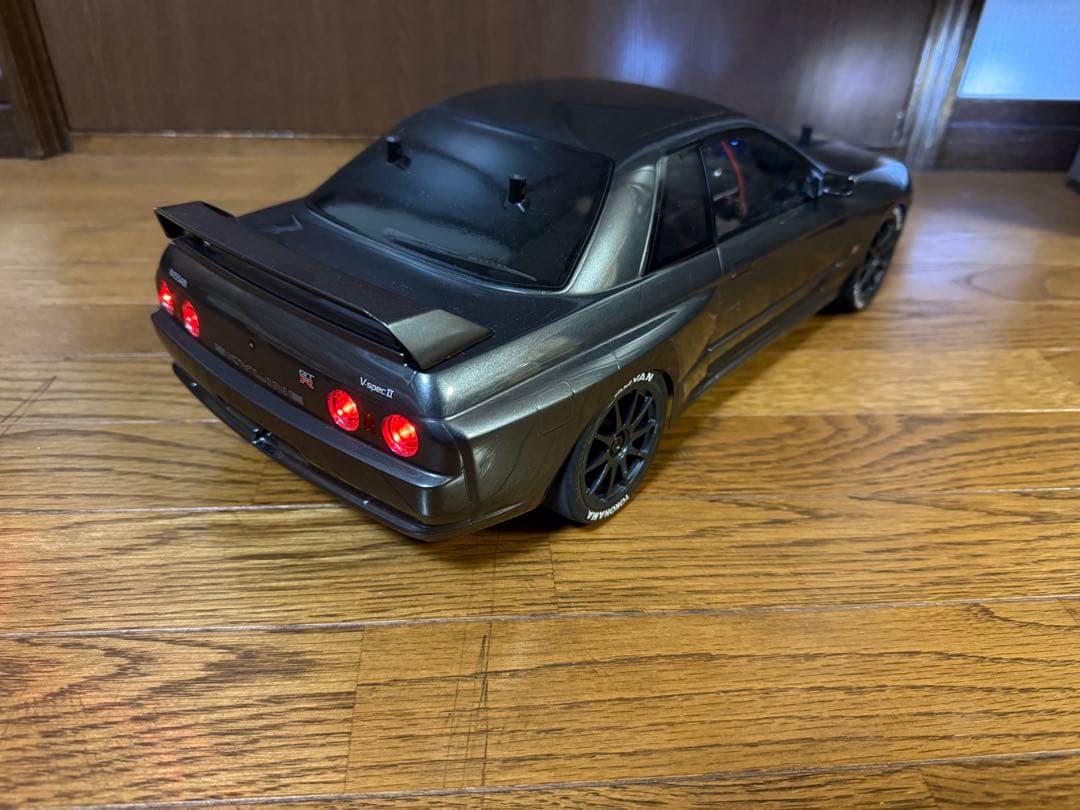 タミヤ　R32 GTR ボディ　電飾付