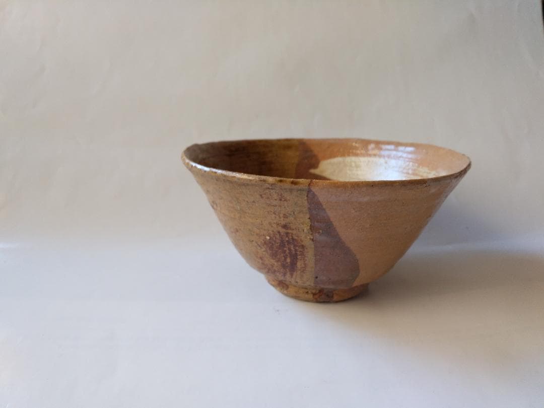 赤津焼 長谷窯 加藤錦雄 作 伊羅保片身替 茶碗 共箱 栞 茶器 抹茶碗 新品