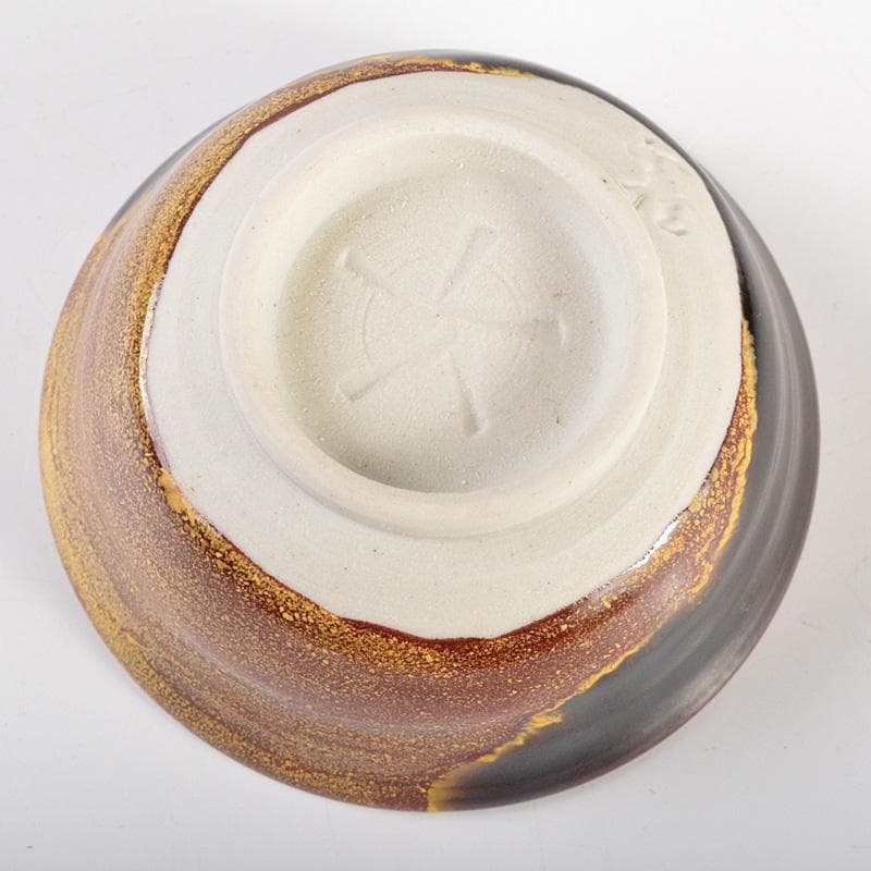 九谷焼　徳田八十吉(正彦)造　黒釉　ぐい呑　酒盃　共箱　V　6589