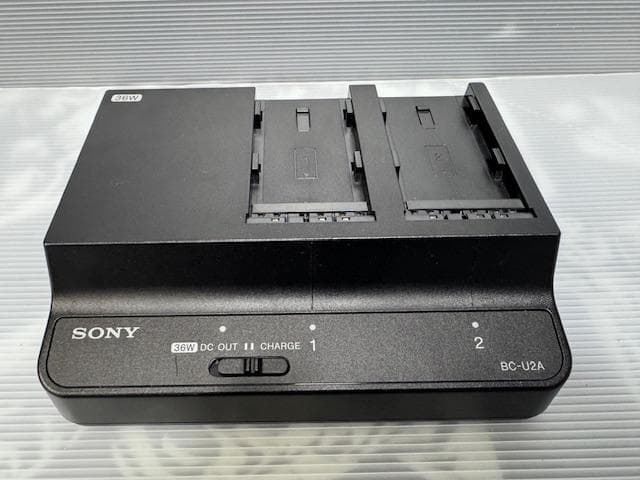 SONY BC-U2A 36W　ソニー 充電器　中古　美品