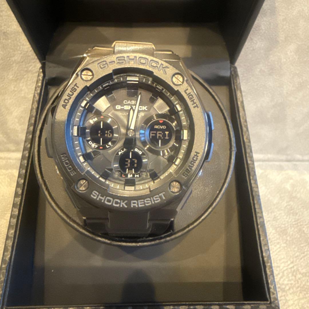 G-SHOCK GST-W100G ブラック