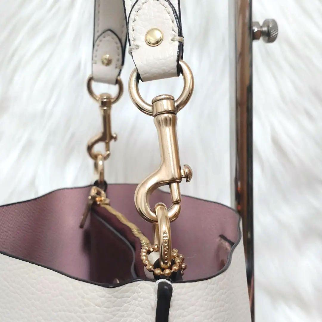 極美品✨COACH コーチ モリー バケットバッグ ハンドバッグ 白