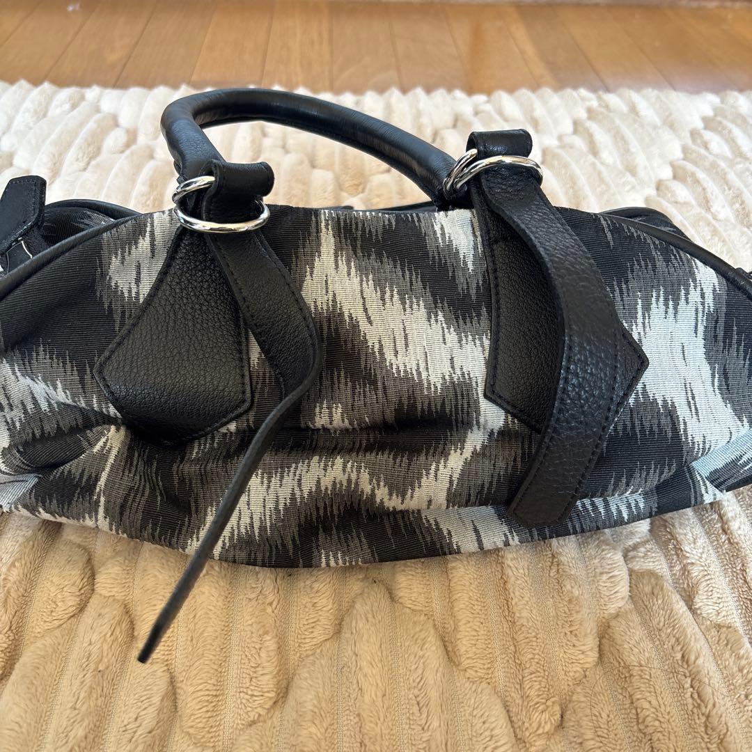 ヴィヴィアンウエストウッド ハンドバッグ