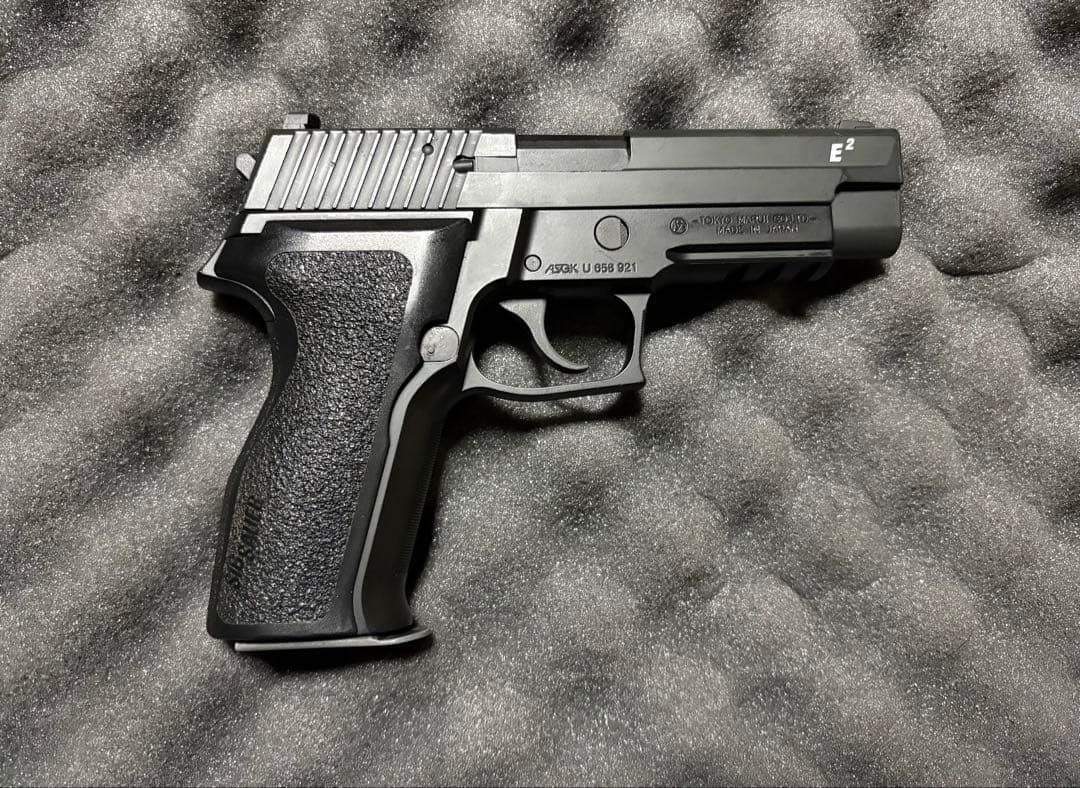 東京マルイ SIG SAUER シグザウエル P226E2
