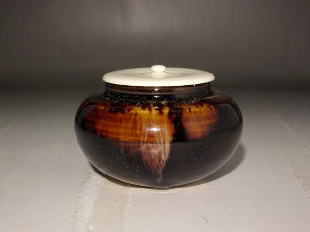 桶谷定一　大梅茶入　「遠山」堀内流十二代兼中斎　宗完花押 r497