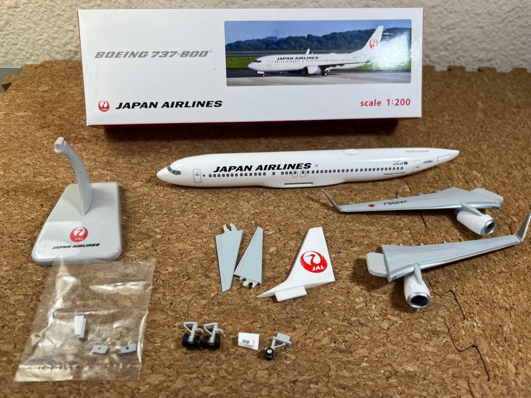航空機・ヘリコプター JAL 737-800 1/200 Hogan