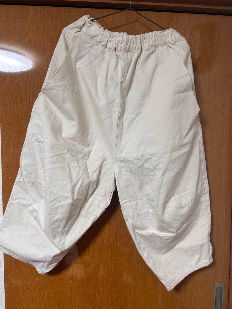 専用！ホワイト サルエルパンツ tumugu