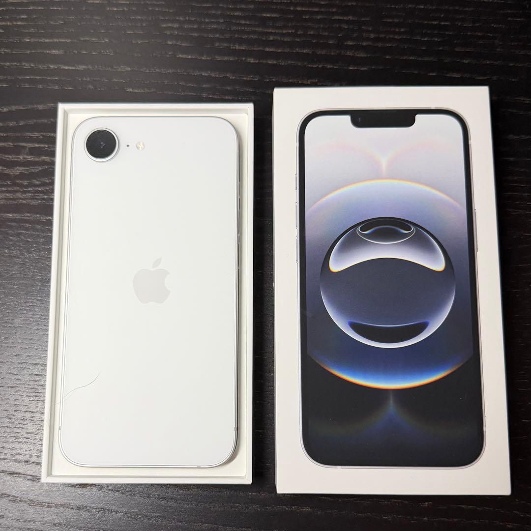 Apple iPhone 16eホワイト 256G本体 充電ケーブル付き