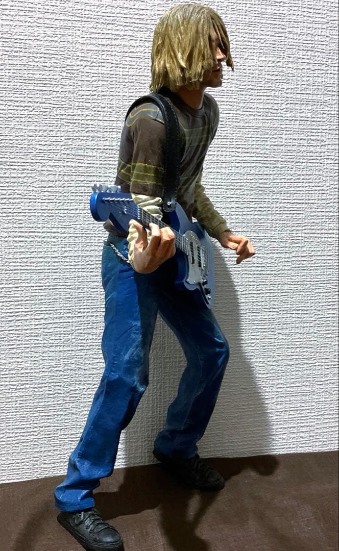 【完動品❗️】NIRVANA カート・コバーン18インチ サウンドフィギュア