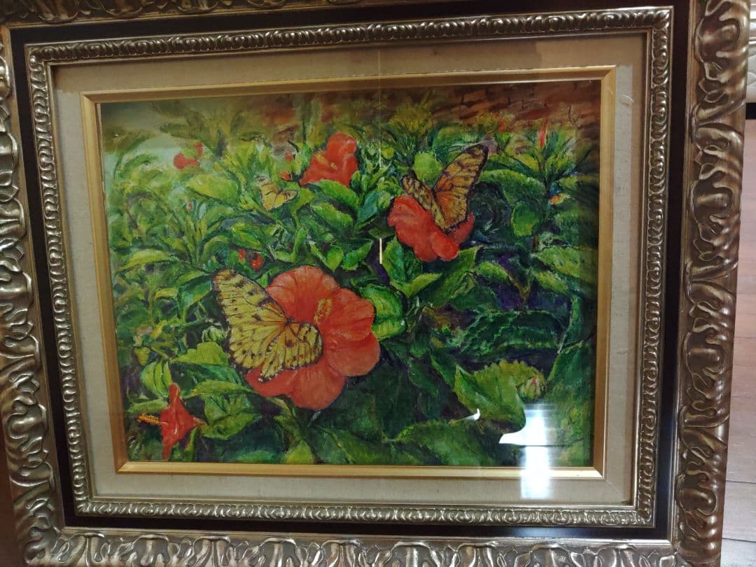 ハイビスカスと蝶々、油彩画