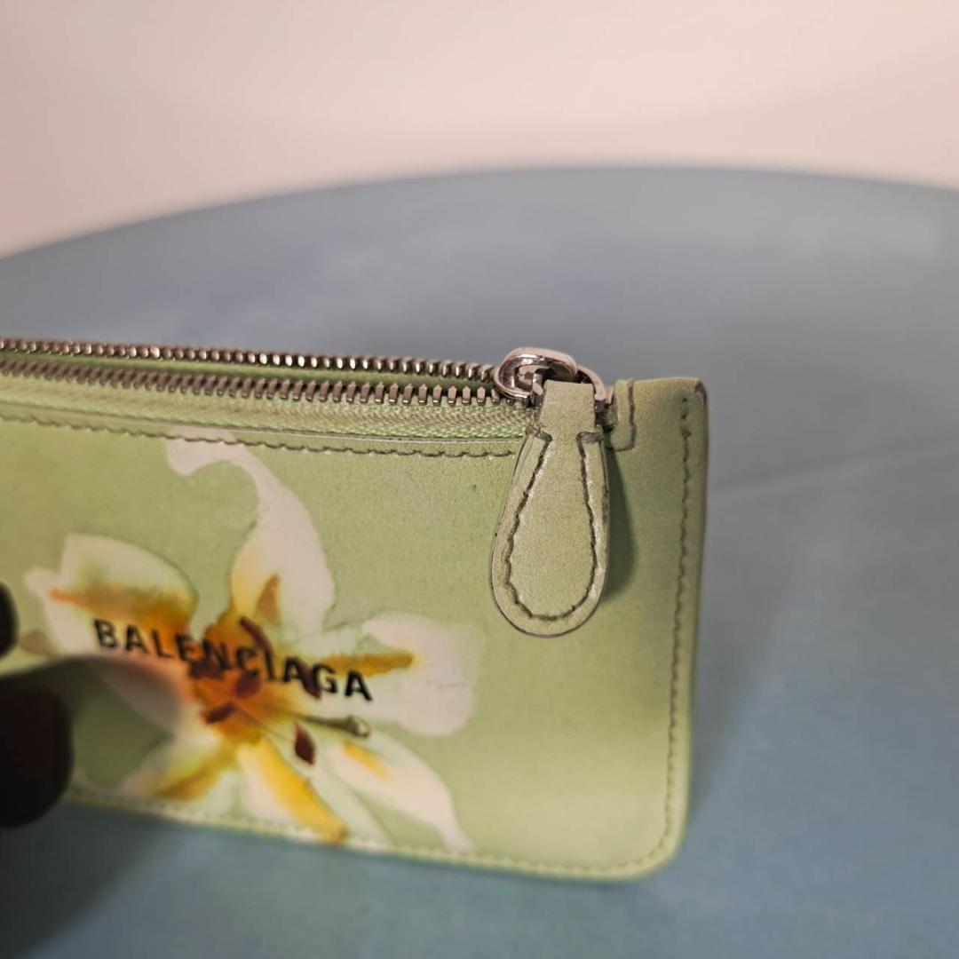 最終割引　BALENCIAGA ユリ柄 ミニ財布　パース