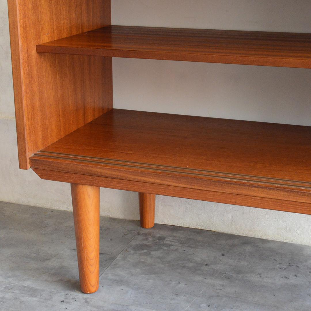 デンマーク 北欧ヴィンテージ チーク ガラスキャビネット 北欧家具 ショーケース