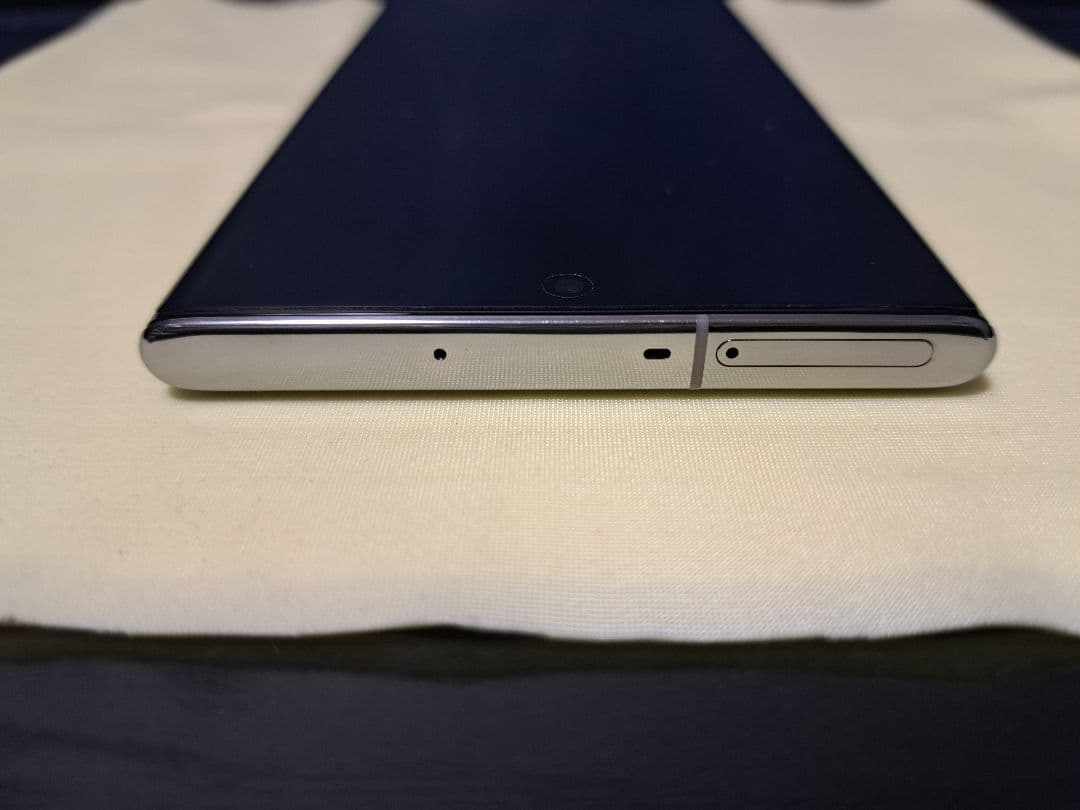 Samsung Galaxy Note10+ 保護フイルム+手帳カバー付