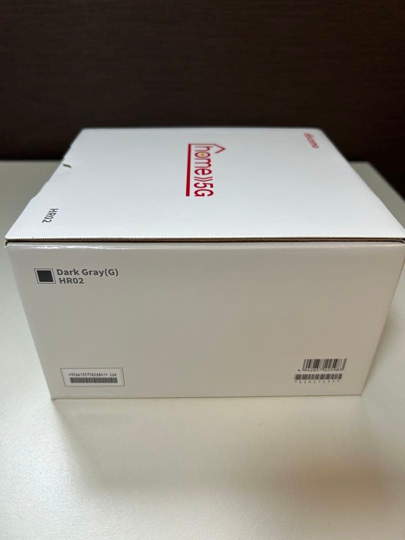 docomo 5g HR02 ダークグレー