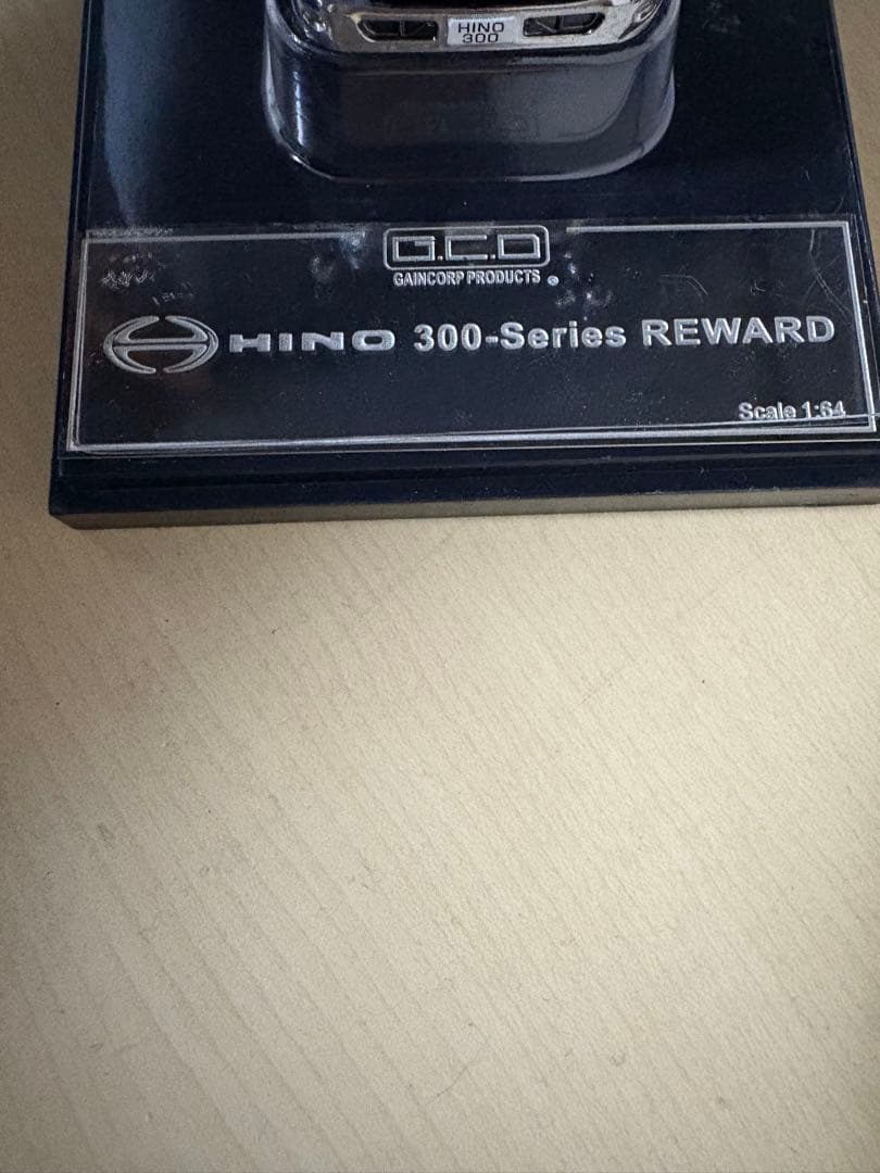 1/64日野積車とフォークリフトセット