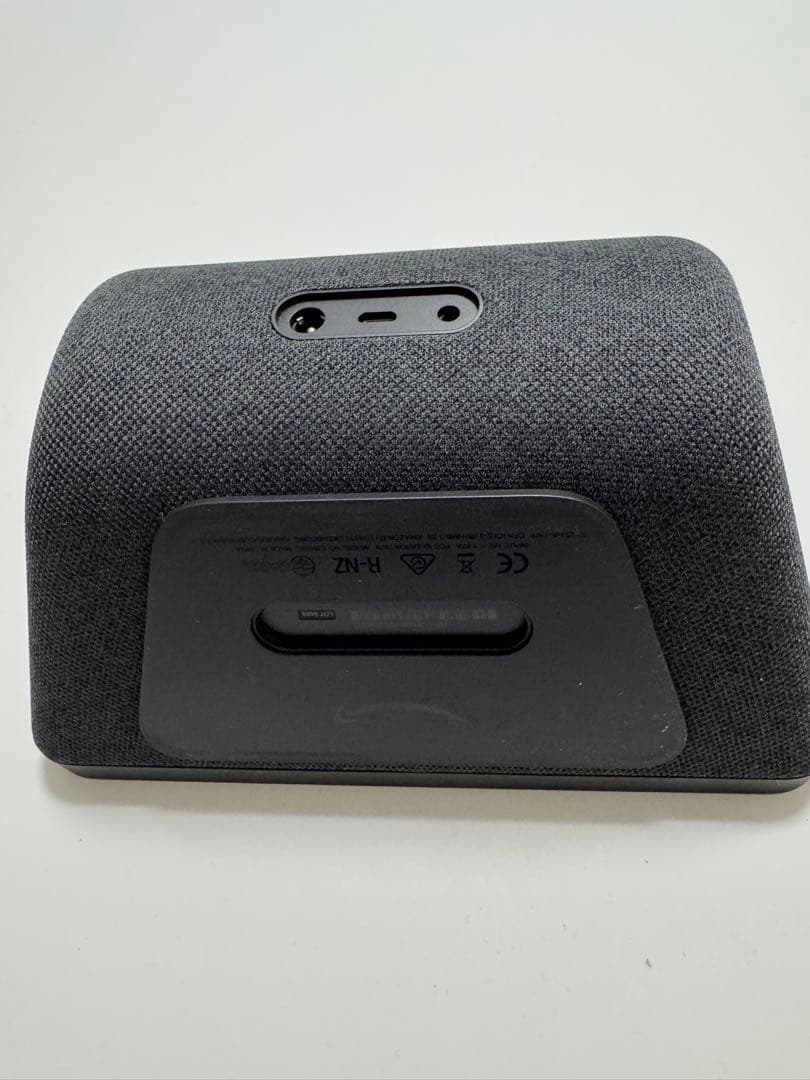 【美品】Echo Show 8 (エコーショー8) HDスマートディスプレイ