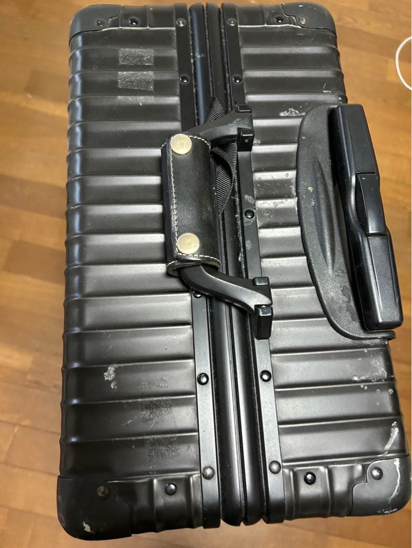 ブラックアルミニウムキャリーケース