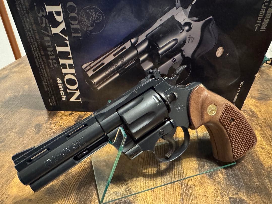 つばき 希少木製グリップ付　美品コルトパイソンマルイガスリボルバー