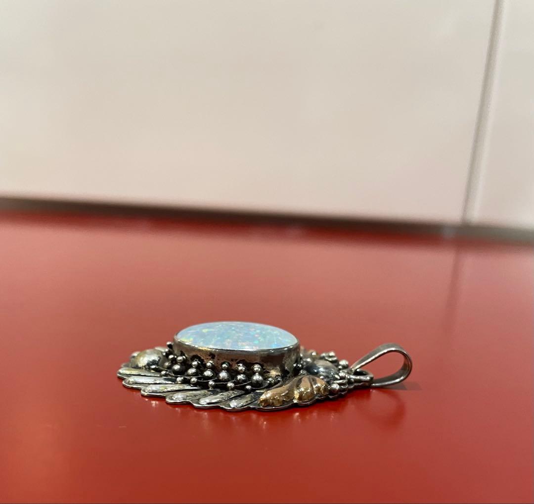 オパールのペンダントトップ‼️華やかでシック❗️Silver925❣️