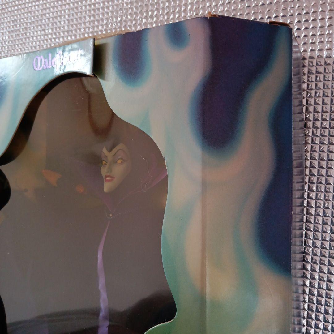 マレフィセント 　40周年記念　フィギュア　ディズニー