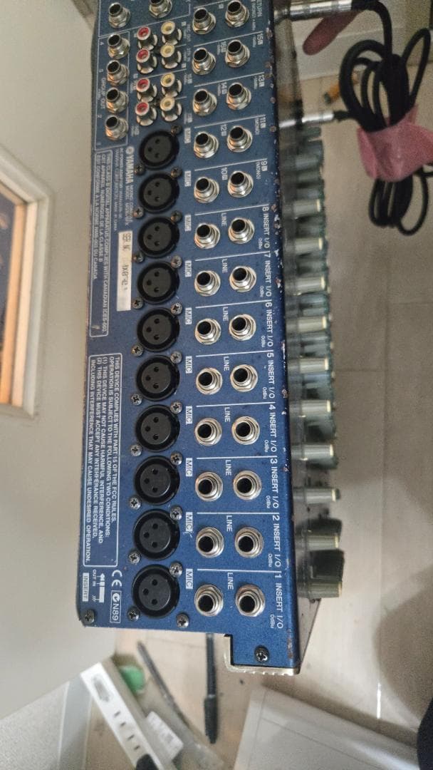 YAMAHA MG16/6FX ミキシングコンソール　アナログミキサー