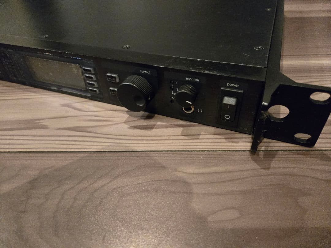 SHUREワイヤレスマイクSM58トランスミッターUR1無線受信機UR4D+