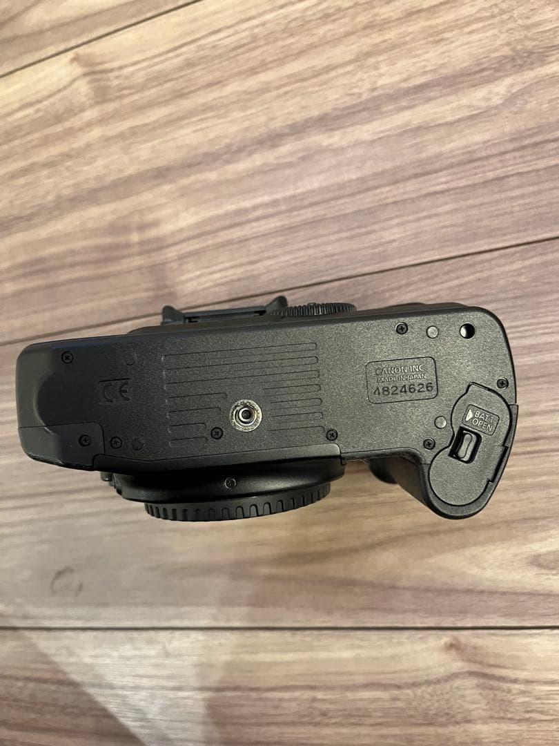 Canon EOS 7 フィルム一眼レフカメラ 本体＋純正ストラップ付き