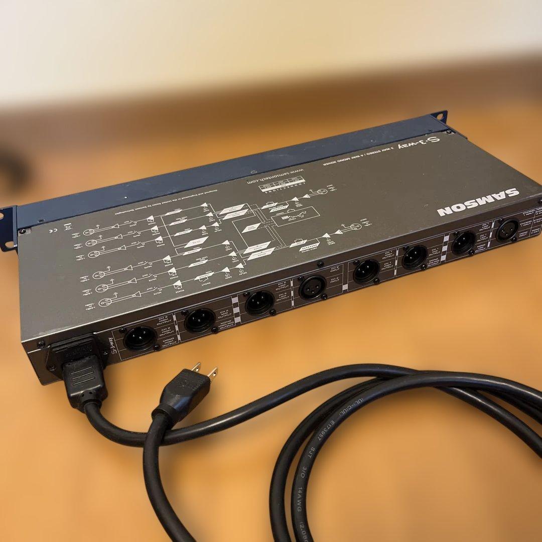 オーディオ用の物たち、アンプなど10点