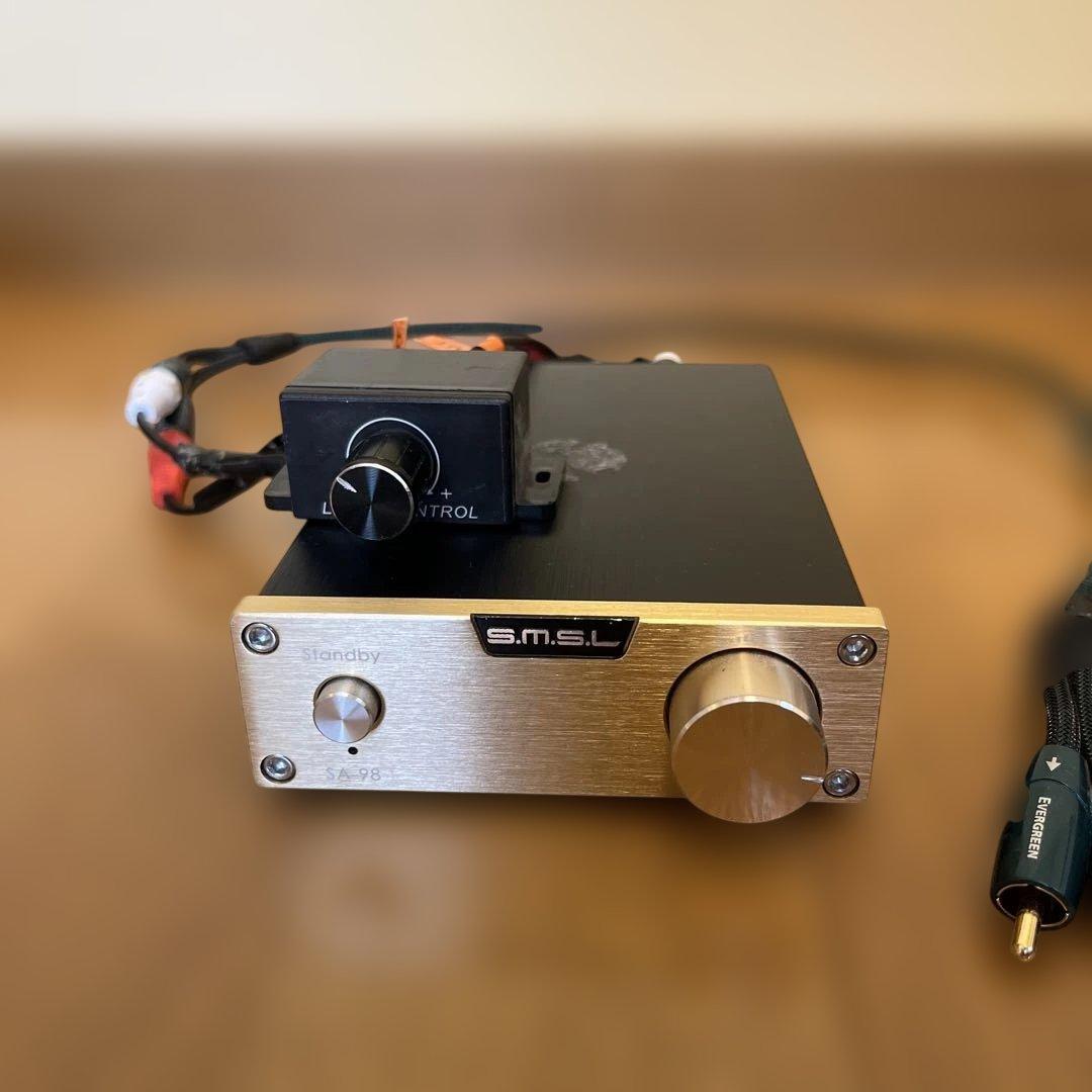 オーディオ用の物たち、アンプなど10点