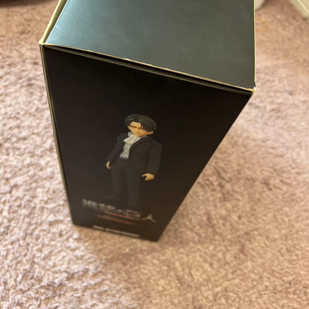 リアルアクションヒーローズ No.697 RAH リヴァイ（私服Ver.）